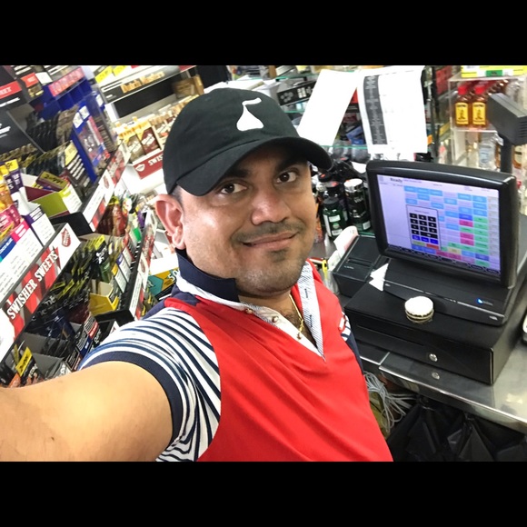Profile Picture of Vipulkumar Chaudhari (@vipul1985) on Poshmark