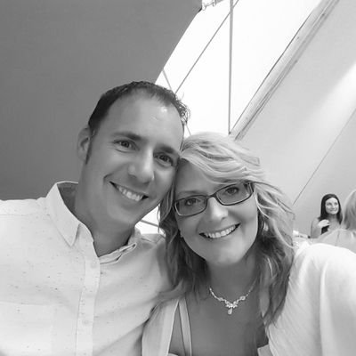Profile Picture of Lisa Gratton (@lisa_gratton) on Twitter