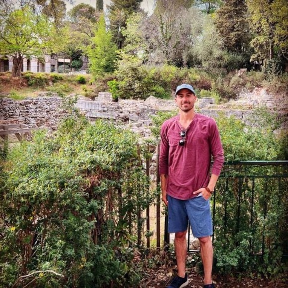 Profile Picture of John Rather (@jmrather10) on Poshmark