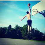 Profile Picture of Robert Rutter (@robertdr19) on Instagram