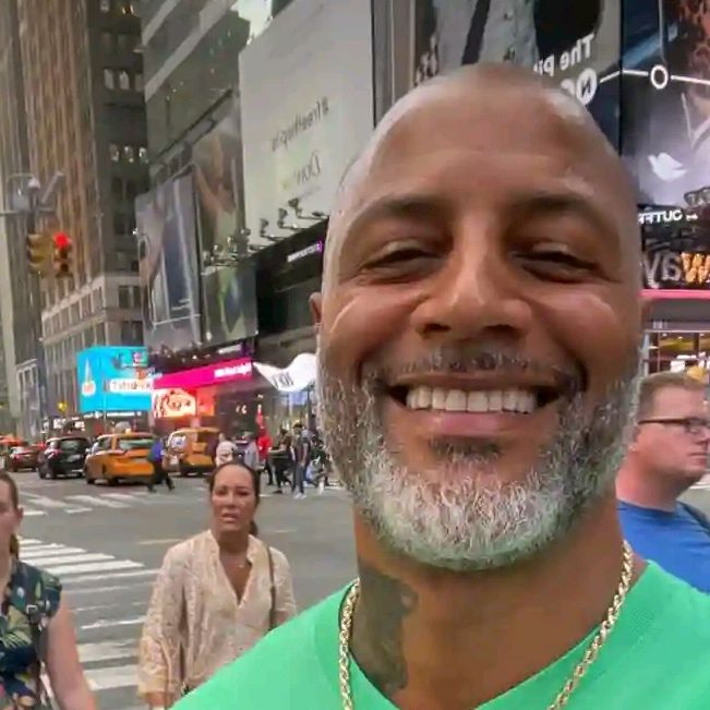 Profile Picture of Scott (@scottuqih1f) on Tiktok