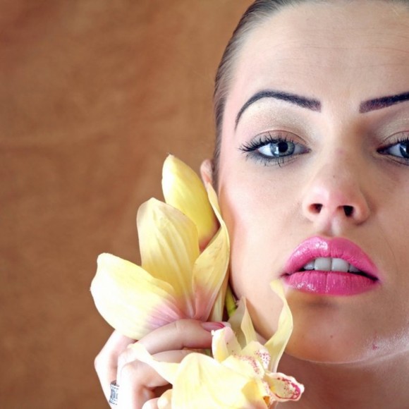 Profile Picture of Annick Poitou (@jomokarsonmonah) on Poshmark