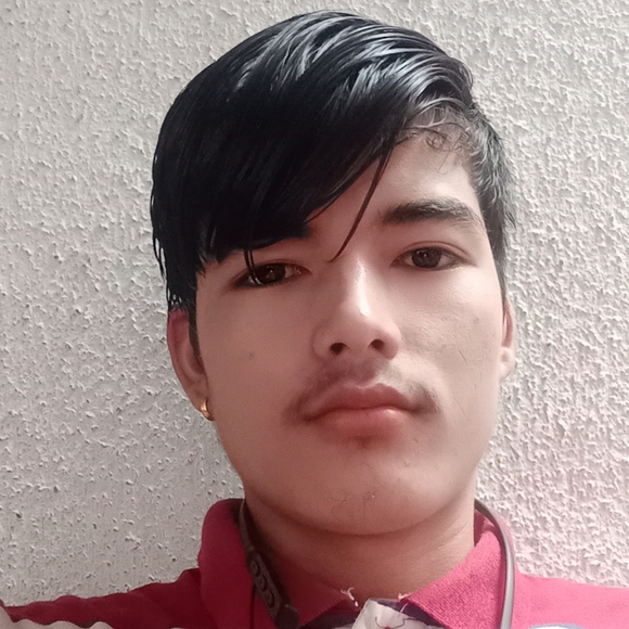 Profile Picture of Narendra Thapa (@nirupthapa603) on Poshmark