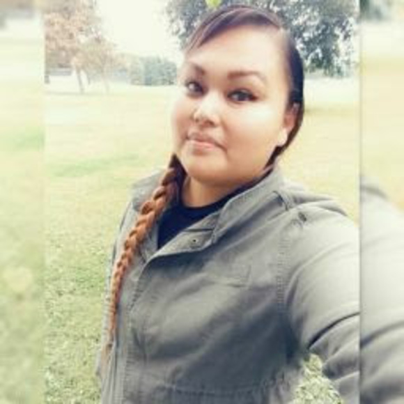 Profile Picture of Monique John (@pahasapawin) on Poshmark