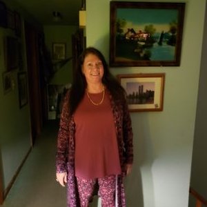 Profile Picture of Sarah (@SarahLantz13) on Twitter