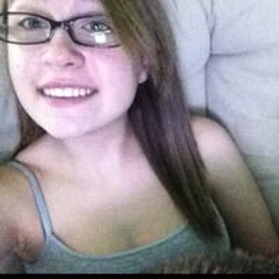 Profile Picture of Anita Konakowitz (@Purdinhsxvb) on Twitter