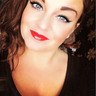 Profile Picture of Christie Lee Powell (@chri5tielee) on Twitter