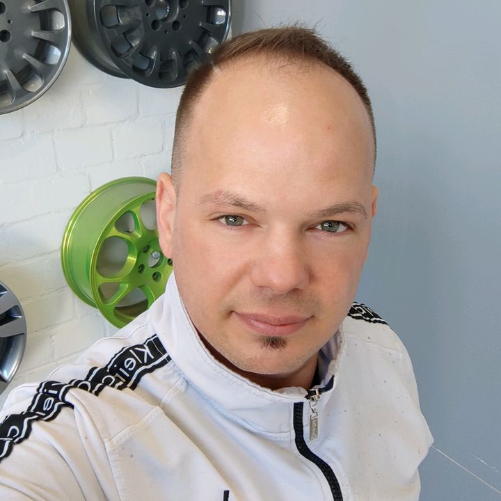 Profile Picture of dennisewich (@dennisewich) on Tiktok