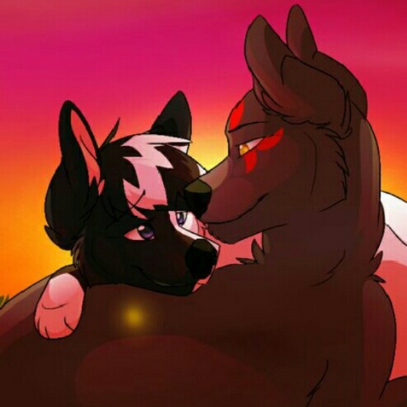 Profile Picture of Sarah Wade (@autumnsevening) on Poshmark