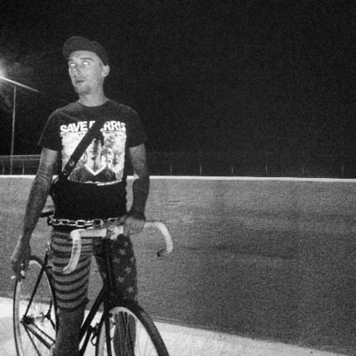 Profile Picture of Robert Conover (@FIRESALELV) on Twitter