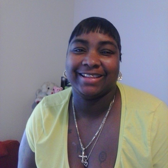 Profile Picture of Ereka Smith (@mama_ginuwine) on Poshmark