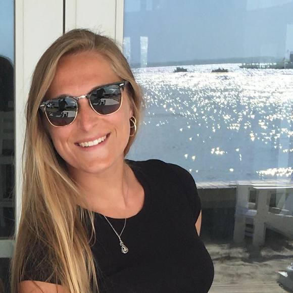 Profile Picture of Taylor Kirby (@tkirbsrocks3) on Poshmark