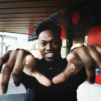 Profile Picture of Ehi Izokun | Content Creator (@ChatwEsquire) on Twitter