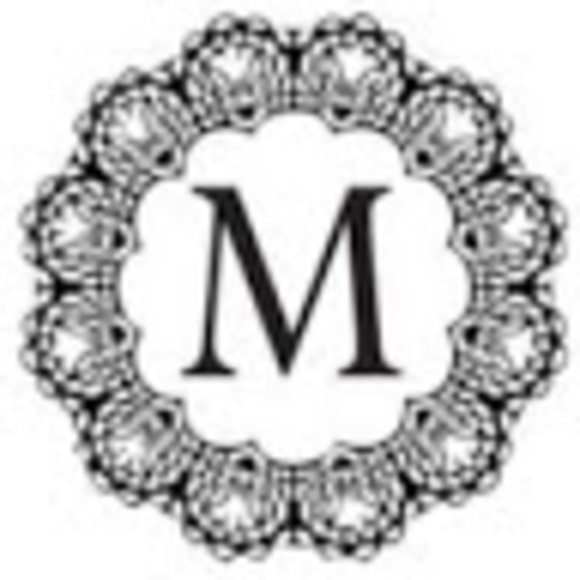 Profile Picture of Maya Ciociola (@mkciociola) on Poshmark