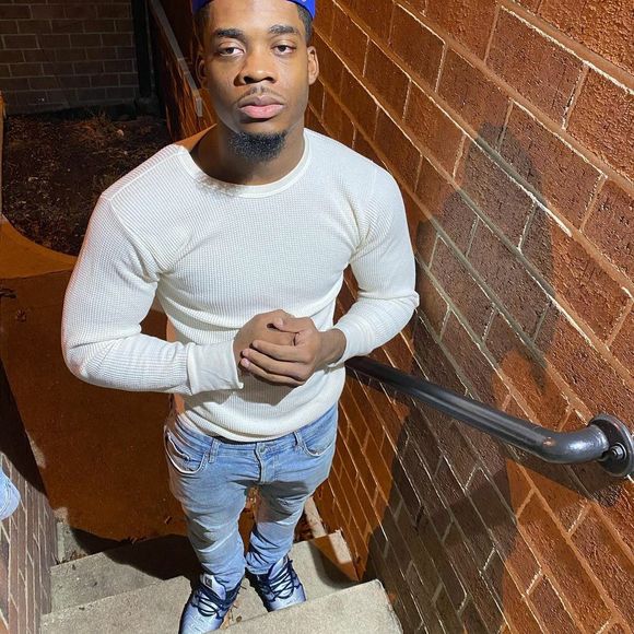 Profile Picture of Pg Göyard (@jerrelduncan00) on Poshmark