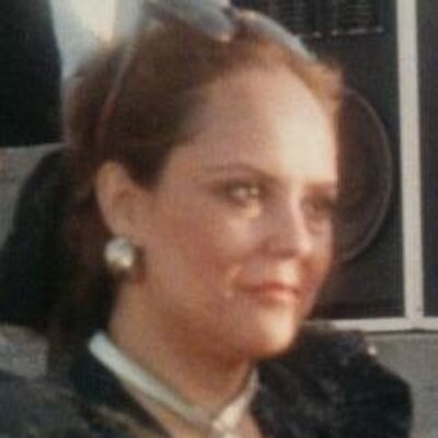 Profile Picture of Ellen Alvarez Buhrin (@ellenka_sommerc) on Twitter