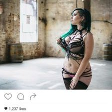 Profile Picture of Lillian Marsh (@marshmarshlove) on Twitter