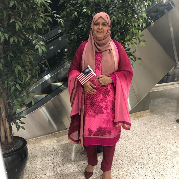 Halima Choudhury - Poshmark Profile Picture of Halima Choudhury (@moynulchy) on Poshmark