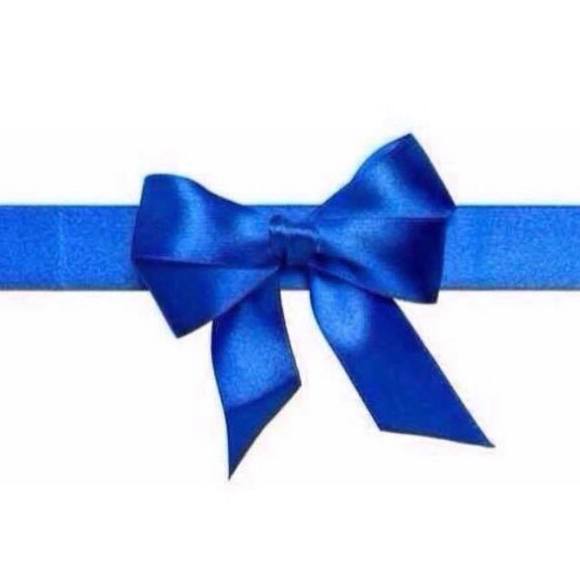 Profile Picture of Rosalynn Louboutïn (@teamdiva00) on Poshmark