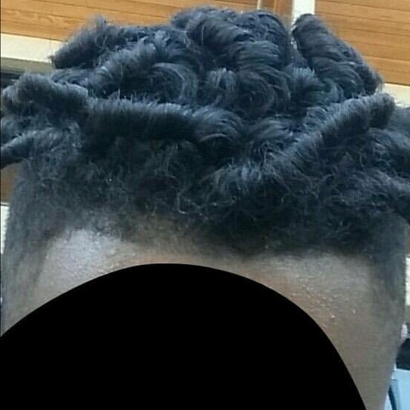 Profile Picture of Krystian Deyro (@nooo45) on Poshmark