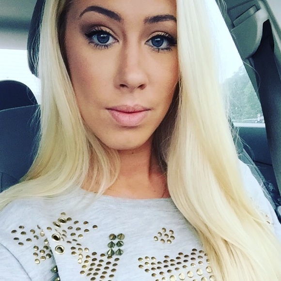 Marissa Pasick - Poshmark Profile Picture of Marissa Pasick (@marissapasick) on Poshmark