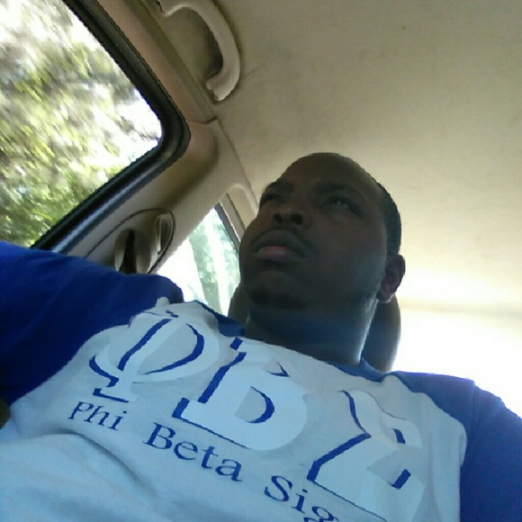 Profile Picture of Darrell Green (@kkpsiep2) on Poshmark