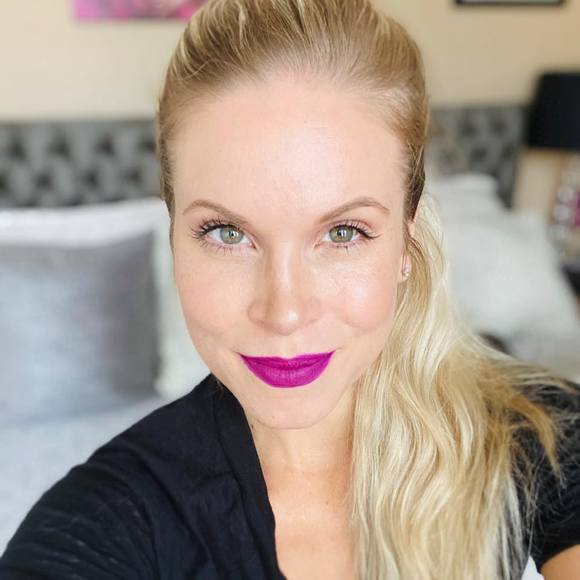 Profile Picture of Jodi Newton (@jodirae22) on Poshmark