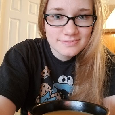 Profile Picture of Sarah Moore (@SarahRheaMoore) on Twitter