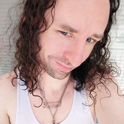 Profile Picture of Terry Brogan (@DTheBlackRose) on Twitter