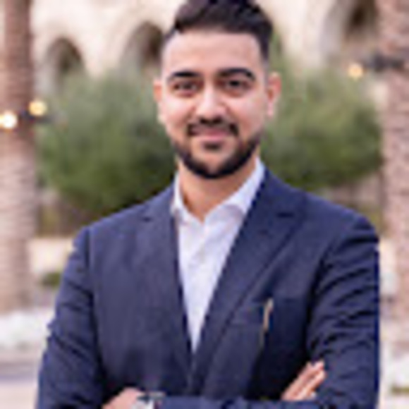 Profile Picture of Omar Siddique (@omartariq522) on Poshmark