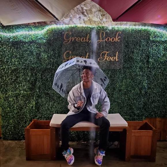 Profile Picture of Kateara Fussell (@katearafussell) on Poshmark