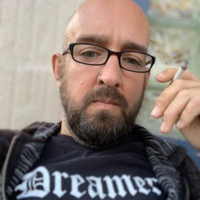 Profile Picture of Scott Burton (@Scott_TFiTF) on Twitter