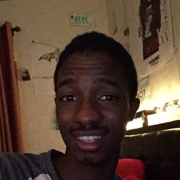 Profile Picture of Corey Barton (@corey_b789) on Poshmark