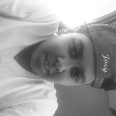 Profile Picture of Joey Zapata (@JoeyStayyWavyy) on Twitter