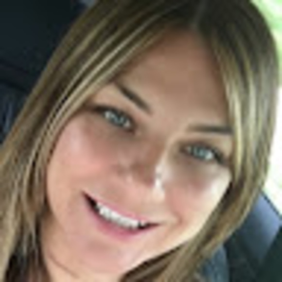 Profile Picture of Missy Karkowsky (@karkowskymissy) on Poshmark