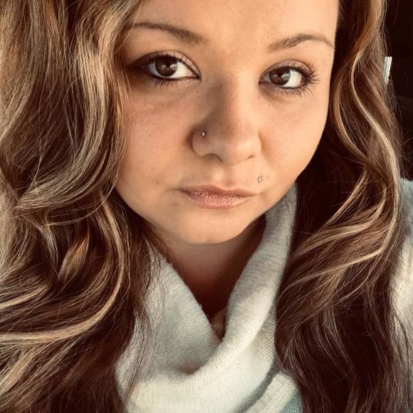 Profile Picture of Brittany Jackson (@bjackson123) on Poshmark