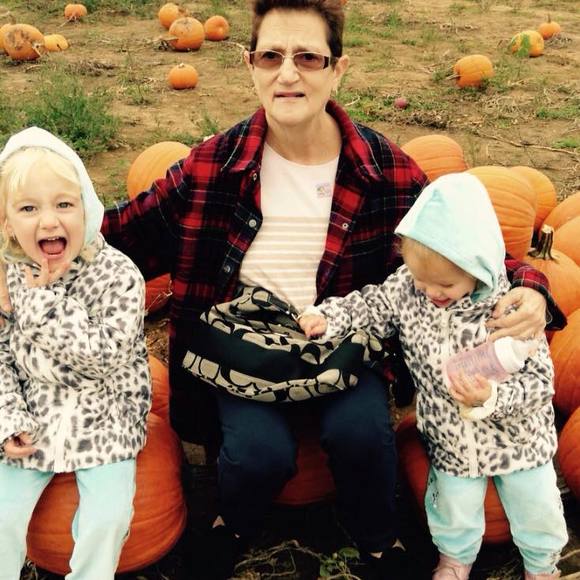 Profile Picture of Patricia Bobes nicholson (@grannypat64) on Poshmark