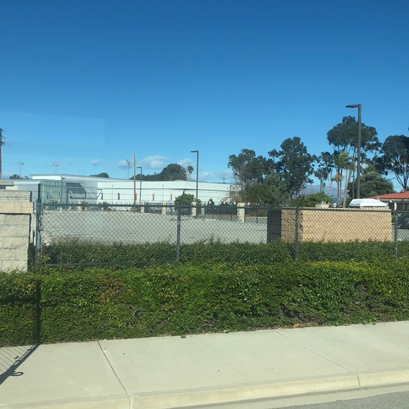 Profile Picture of John Peakes (@peakesjohn) on Poshmark