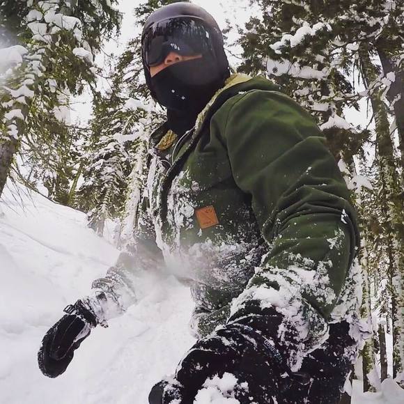 Profile Picture of Eric Tang (@tangseric) on Poshmark