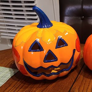 Profile Picture of tong liu (@tong.liu4) on Tiktok