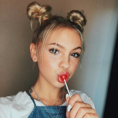 Profile Picture of KARLA (@KarlaAbiSwift) on Twitter
