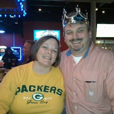 Profile Picture of Lori Bremer (@CloneLori) on Twitter