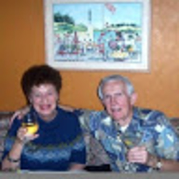 Profile Picture of Mandy Jackson (@pismo52) on Poshmark