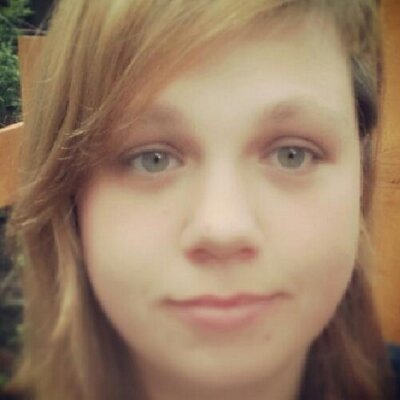 Profile Picture of Emily Sarah Seaman (@seamanwriter) on Twitter