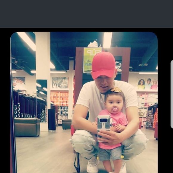 Profile Picture of Steffany Echegoyen (@yancyechegoyen) on Poshmark