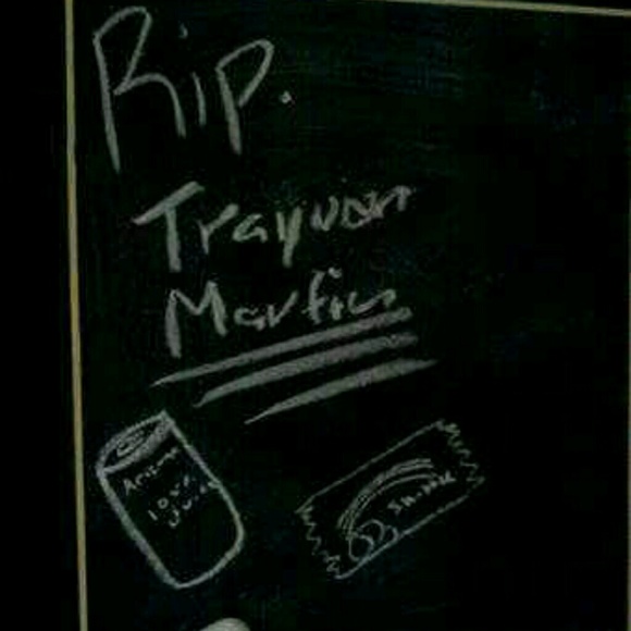 Profile Picture of Leon Gant (@standuplee) on Poshmark