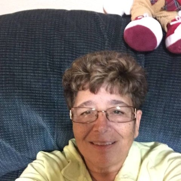 Profile Picture of Anne Mcdevitt (@apatrick612) on Poshmark