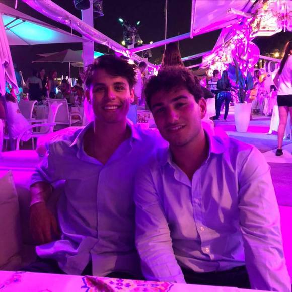 Profile Picture of Michael Reale (@s16mreale) on Poshmark