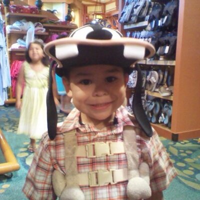 Profile Picture of Carlos Climaco (@lepay22) on Twitter