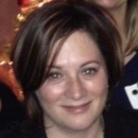 Profile Picture of Nancy Pietrosewicz (@ncpietrosewicz) on Poshmark